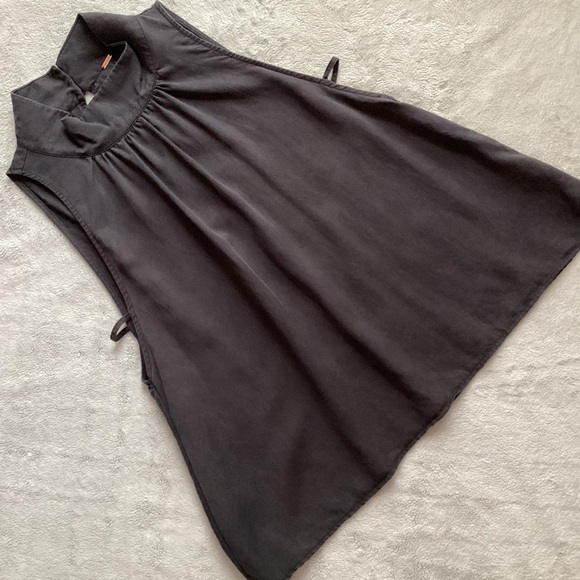 Free People Palm Breeze Mock Neck Side Cutout Flowy Lyocell Tank Sleeveless Top - Picture 1 of 12
